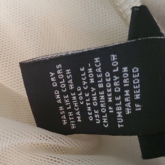 SZ. 3 TORRID SHIRT SLEEVE MESH/TEE  TOP - Picture 5 of 5